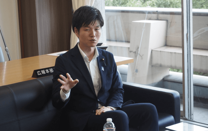 鈴木憲和議員インタビュー