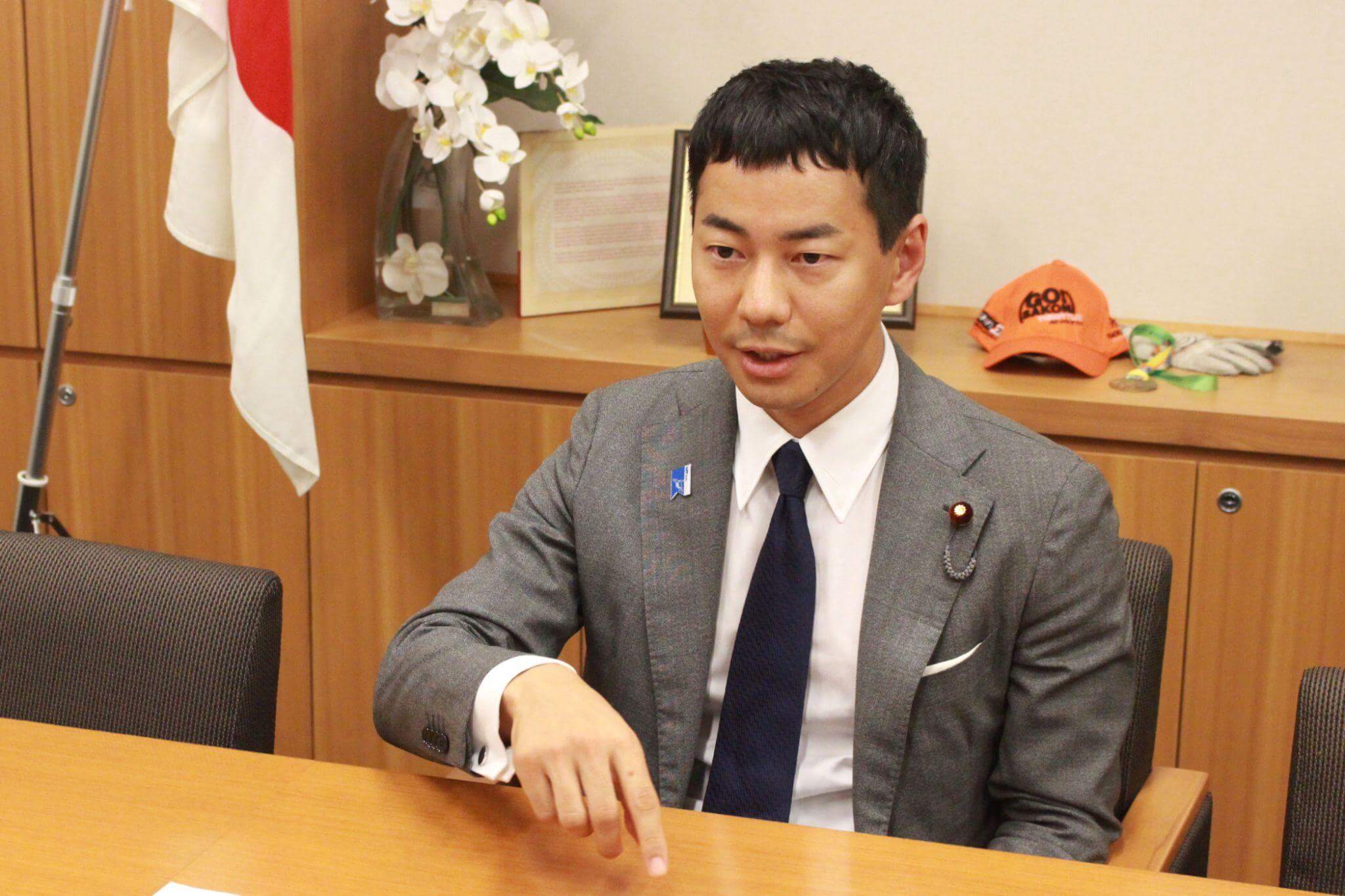 山本左近議員インタビュー