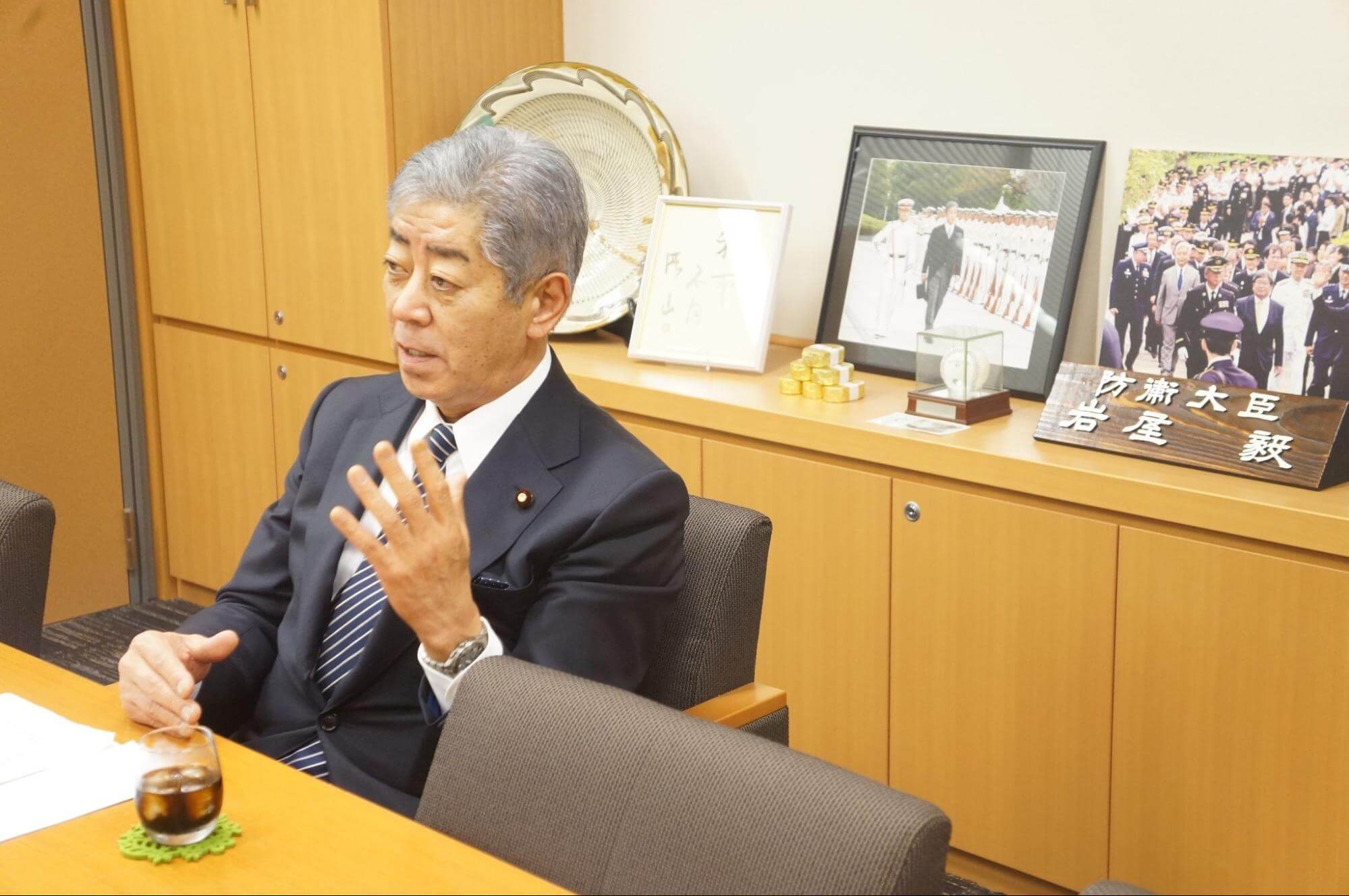 岩屋毅議員インタビュー