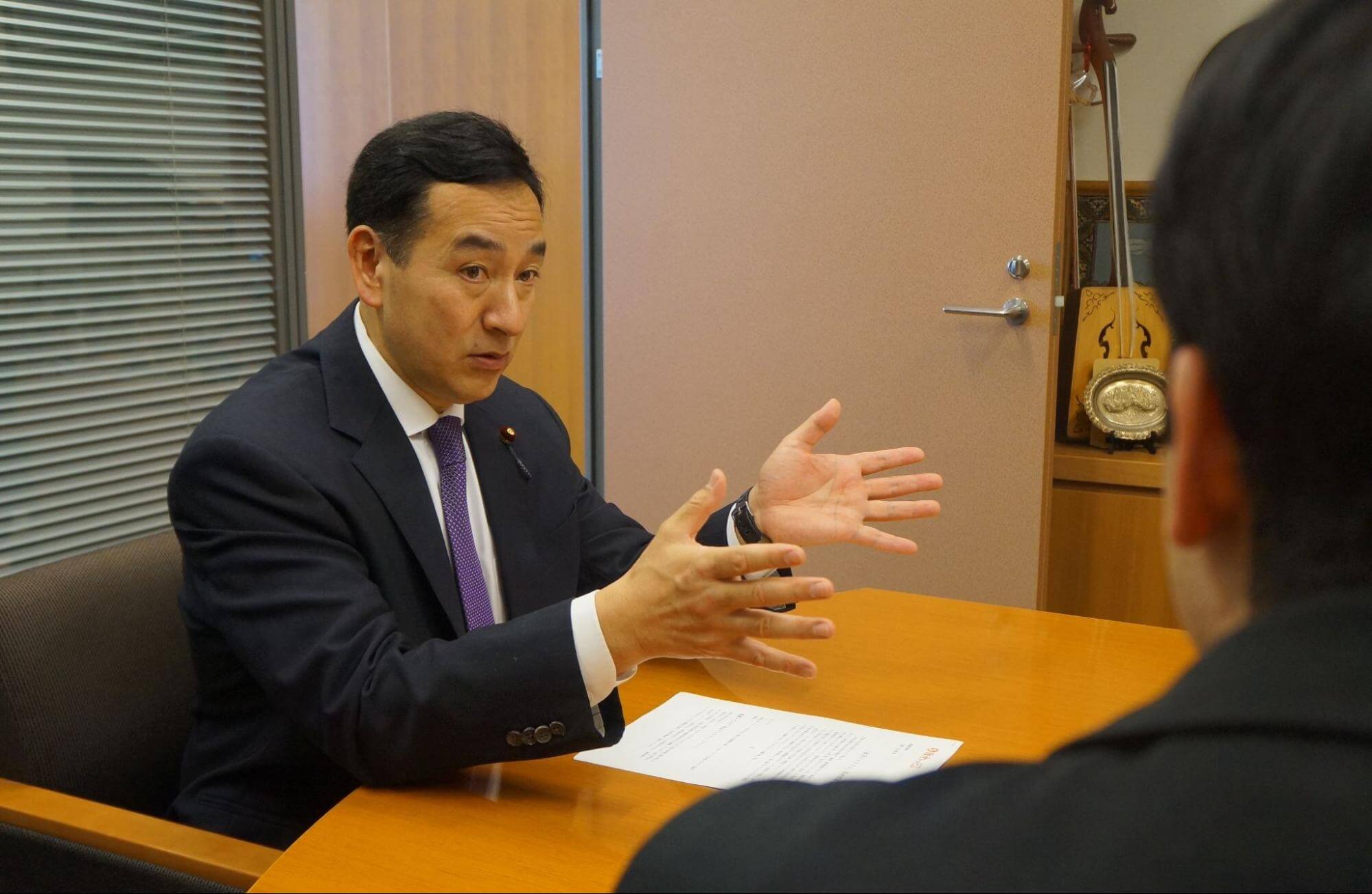 山際大志郎議員インタビュー