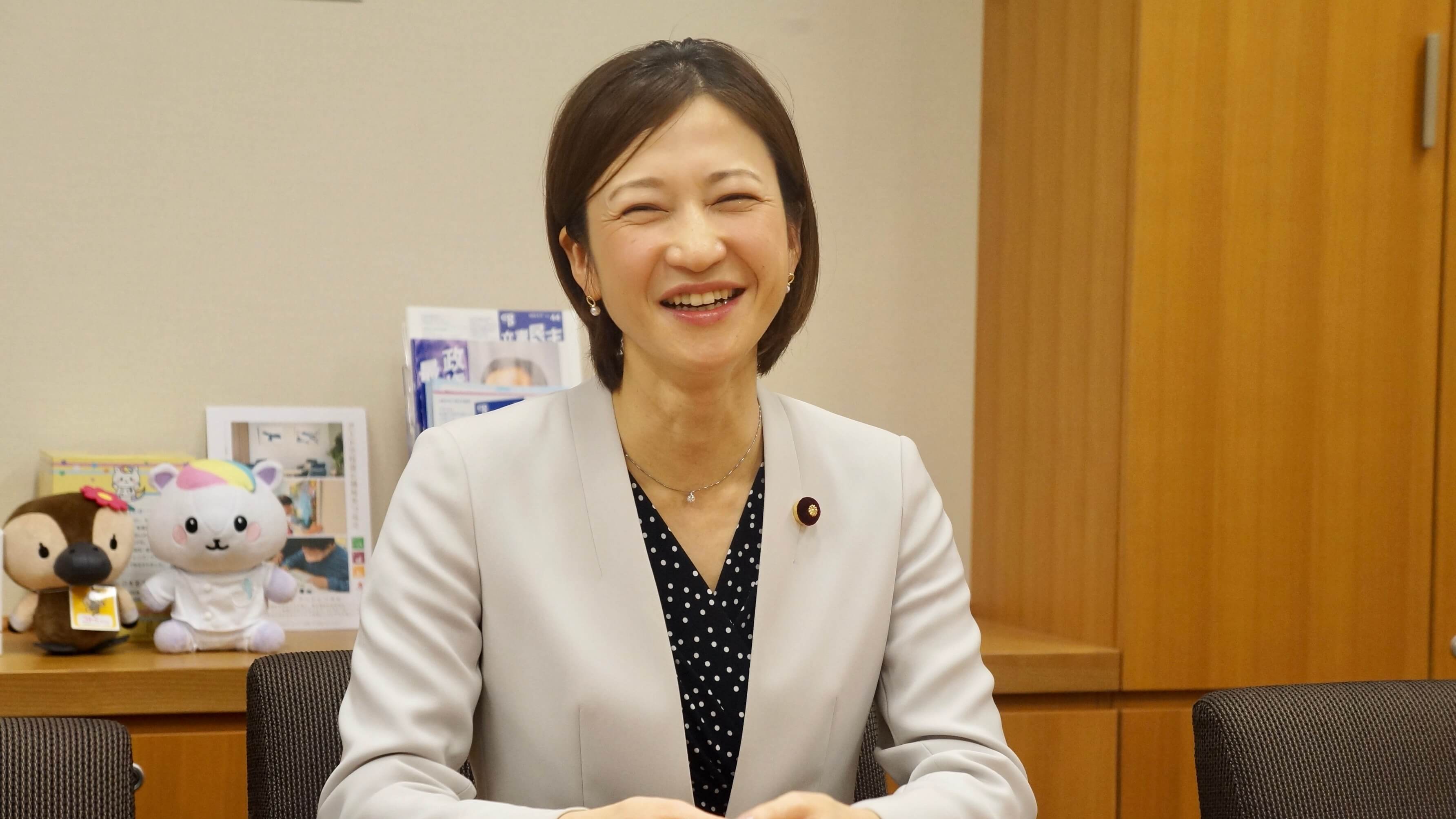 酒井なつみ議員