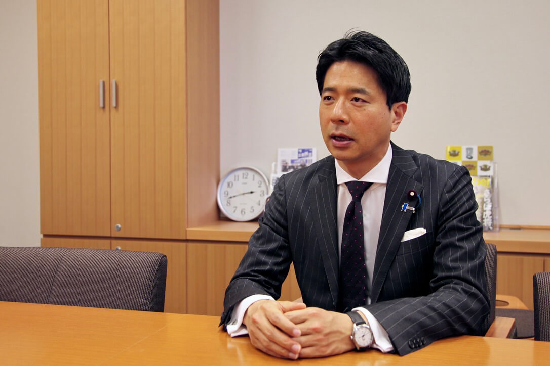 岡田悟議員インタビュー